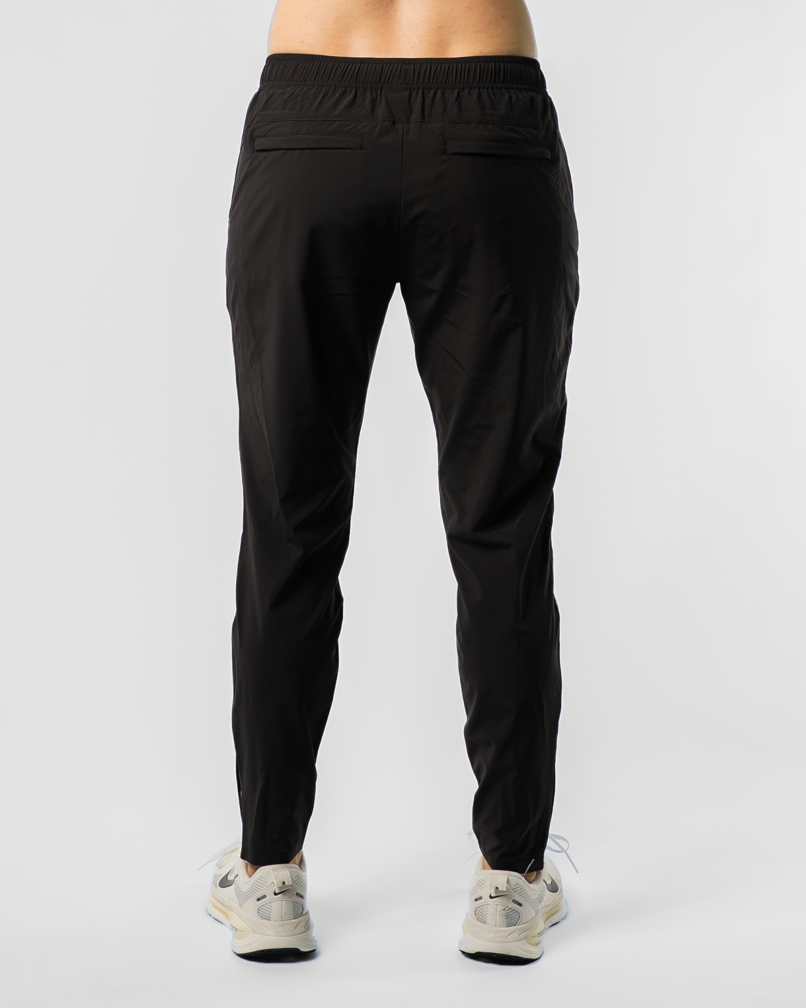 SWIFT PANTS- Black