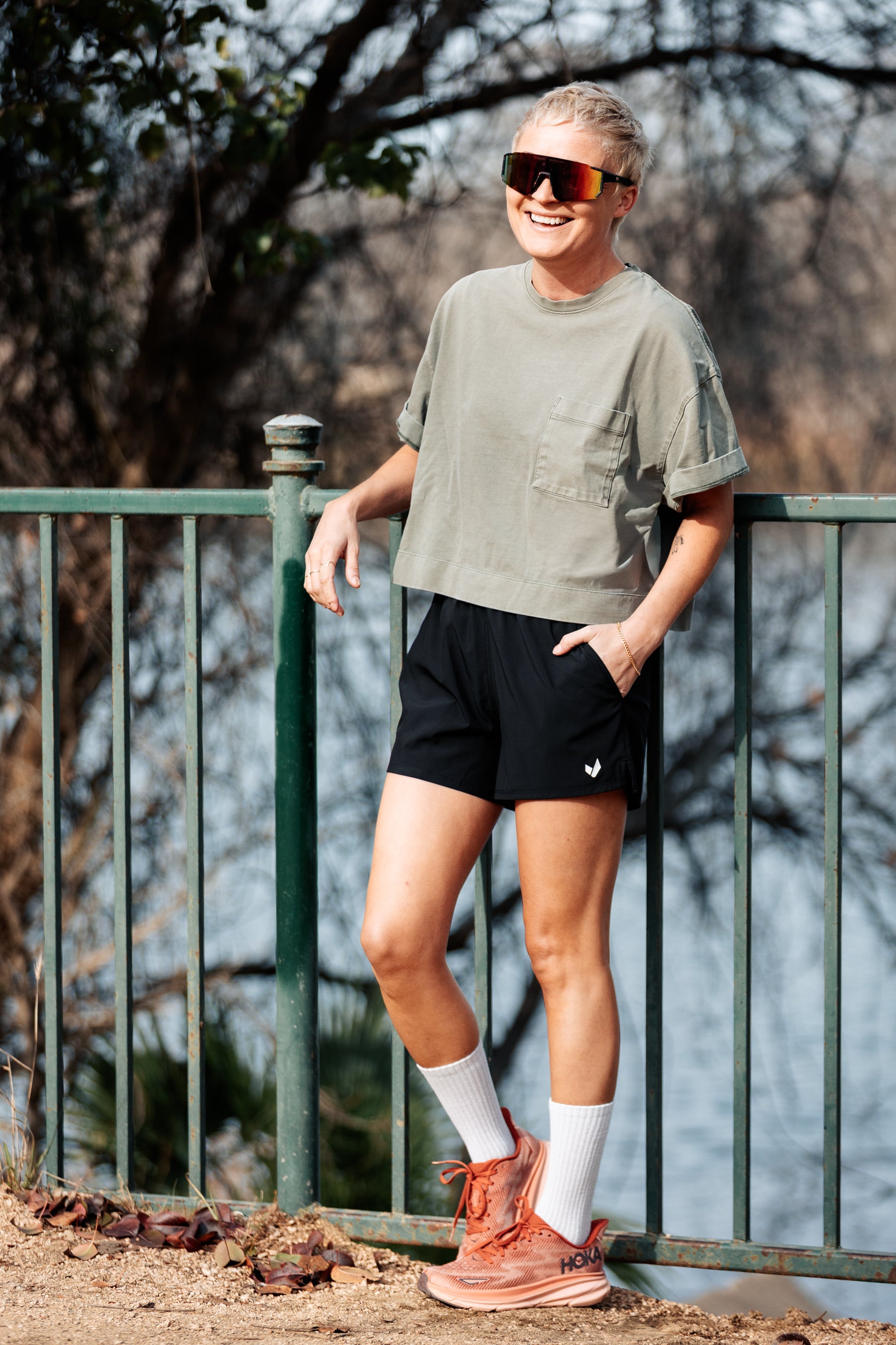 SWIFT SHORTS - BLACK